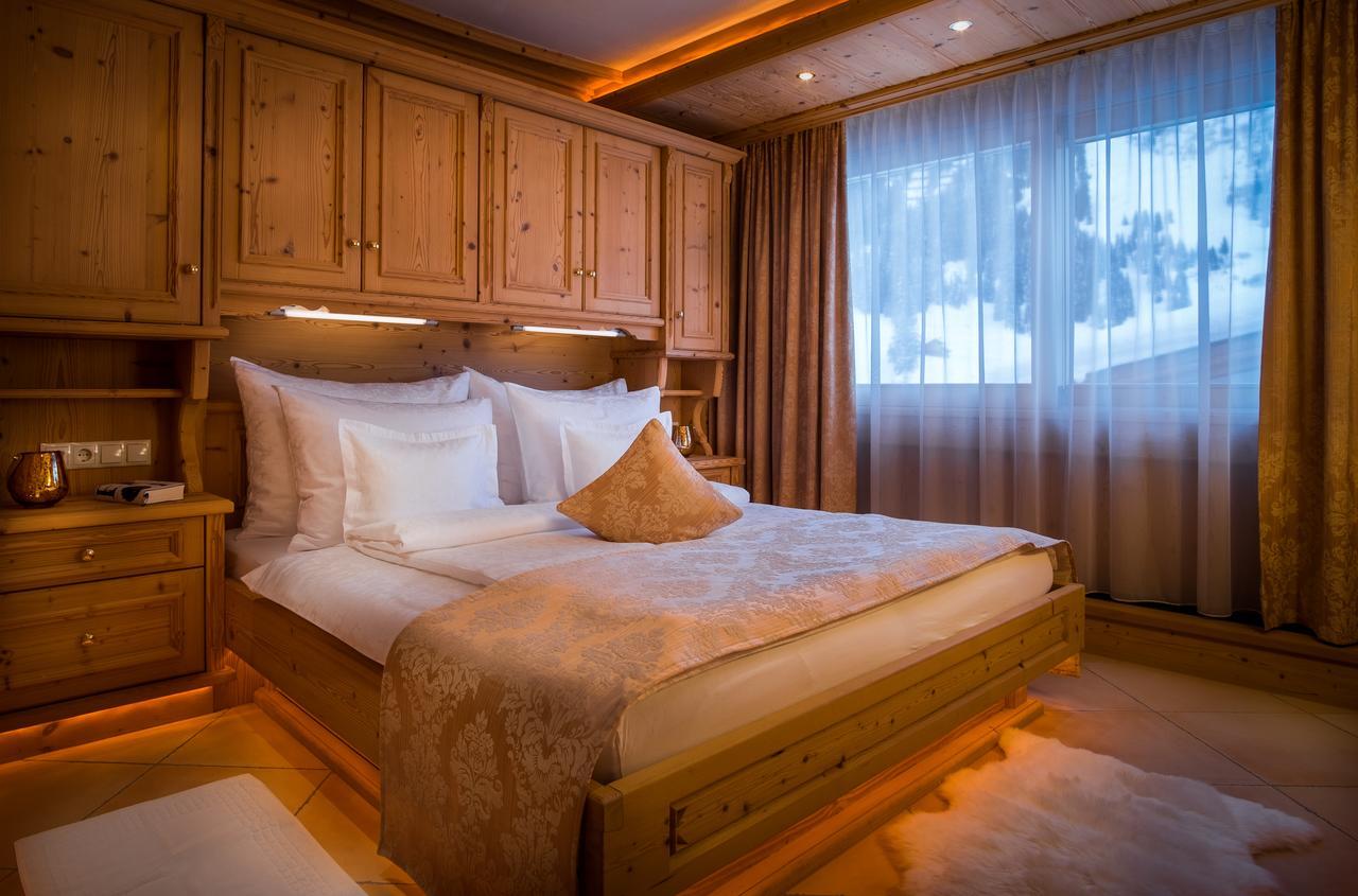 Chalet Verwall Luxury Apartments Lech Zimmer foto